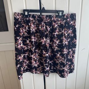 Old Navy Floral Skirt NWOT